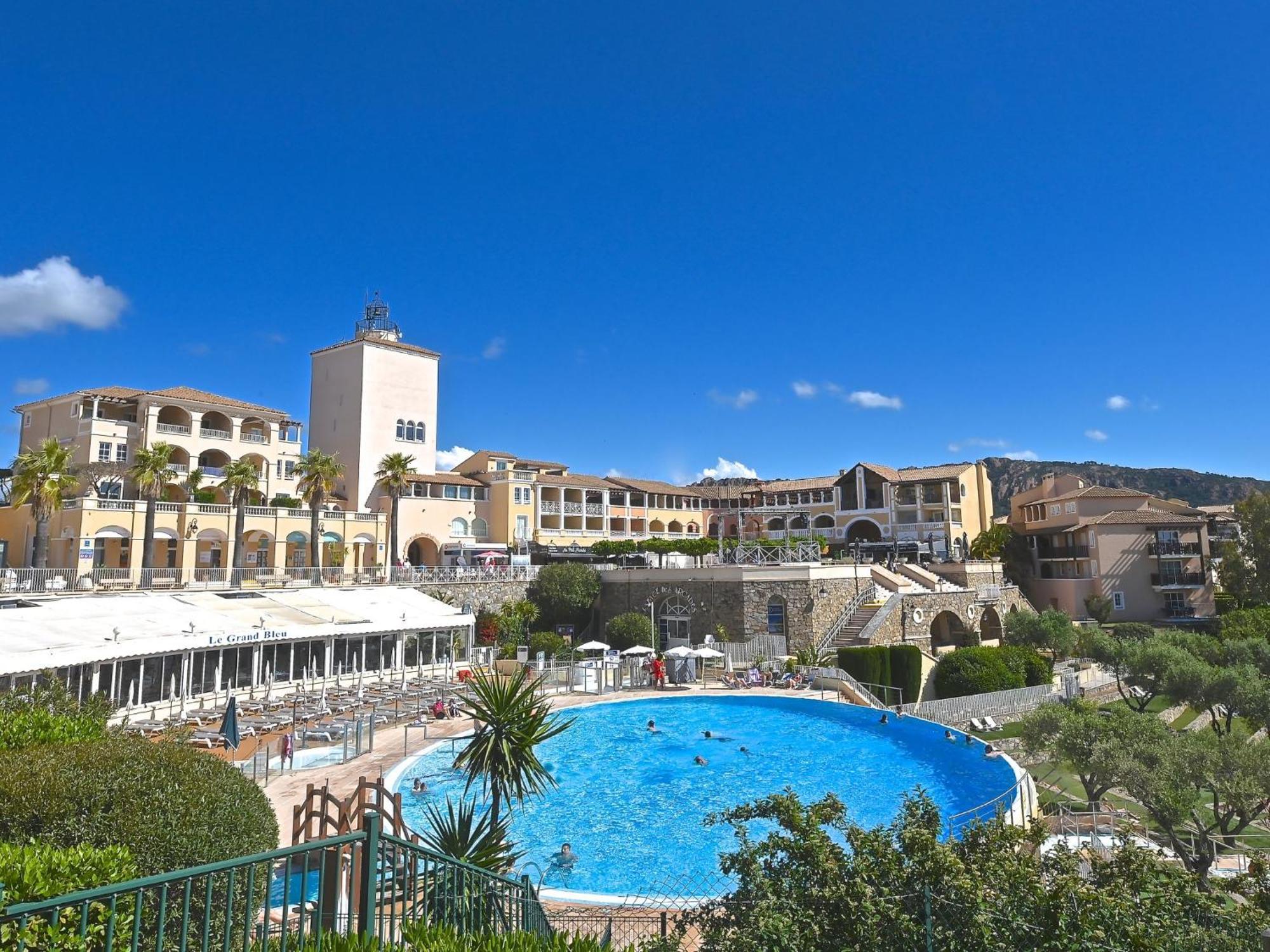 Apartment Village Cap Esterel - Le Village-68 By Interhome แซ็งต์-ราฟาเอล ภายนอก รูปภาพ
