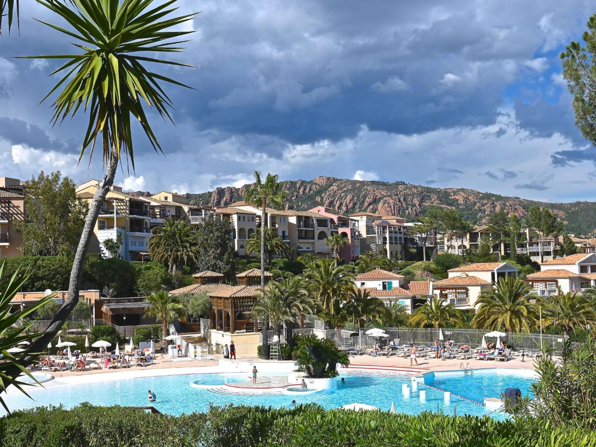 Apartment Village Cap Esterel - Le Village-68 By Interhome แซ็งต์-ราฟาเอล ภายนอก รูปภาพ